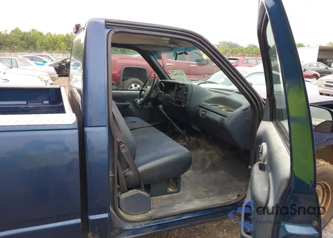 1996 Chevrolet Gmt-400 C1500 from USA, damaged, VIN 1GCEC14W1TZ209443